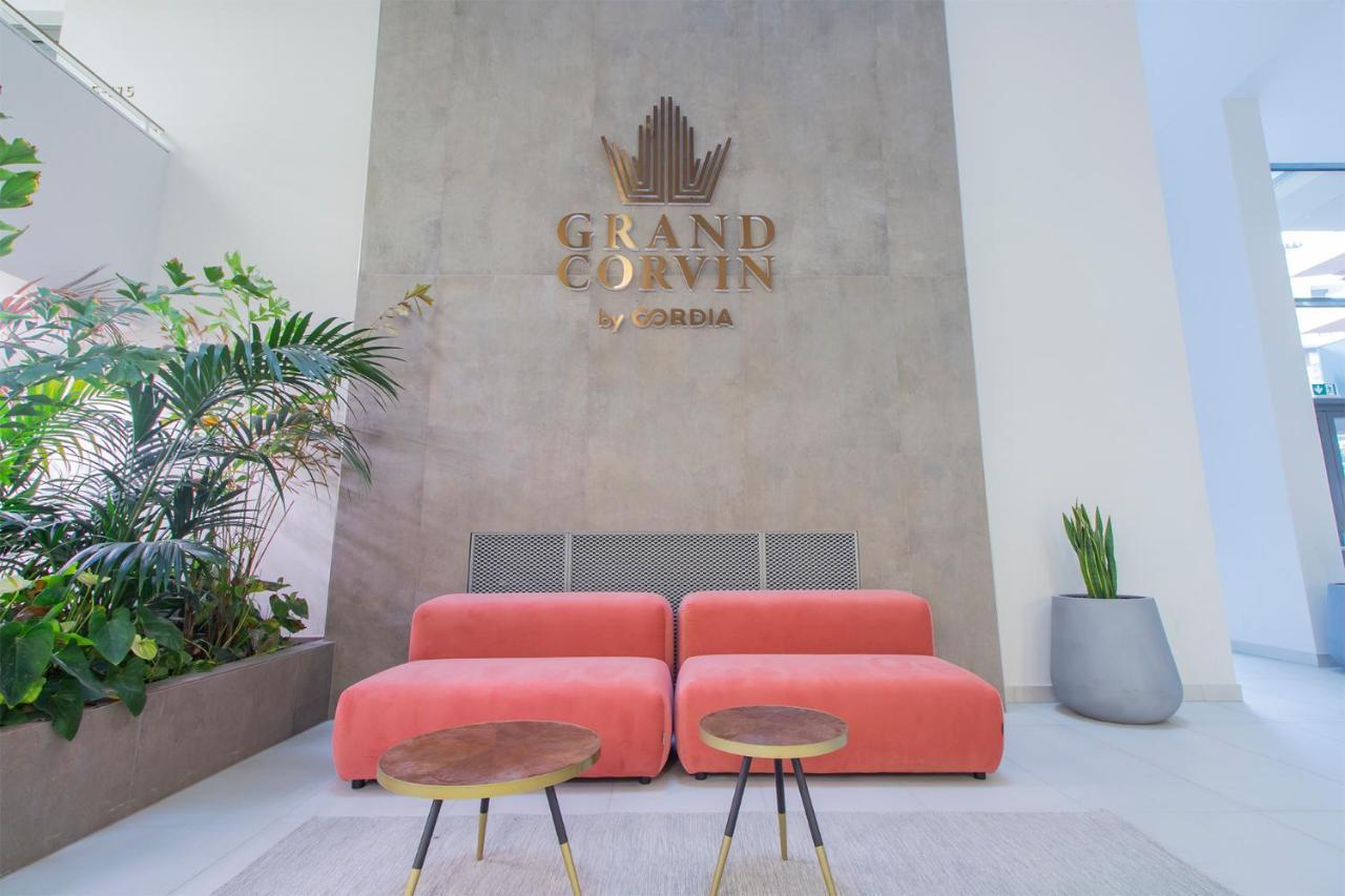 Corvin Modern Two Bedroom Apartment Free Parking Budapest Esterno foto