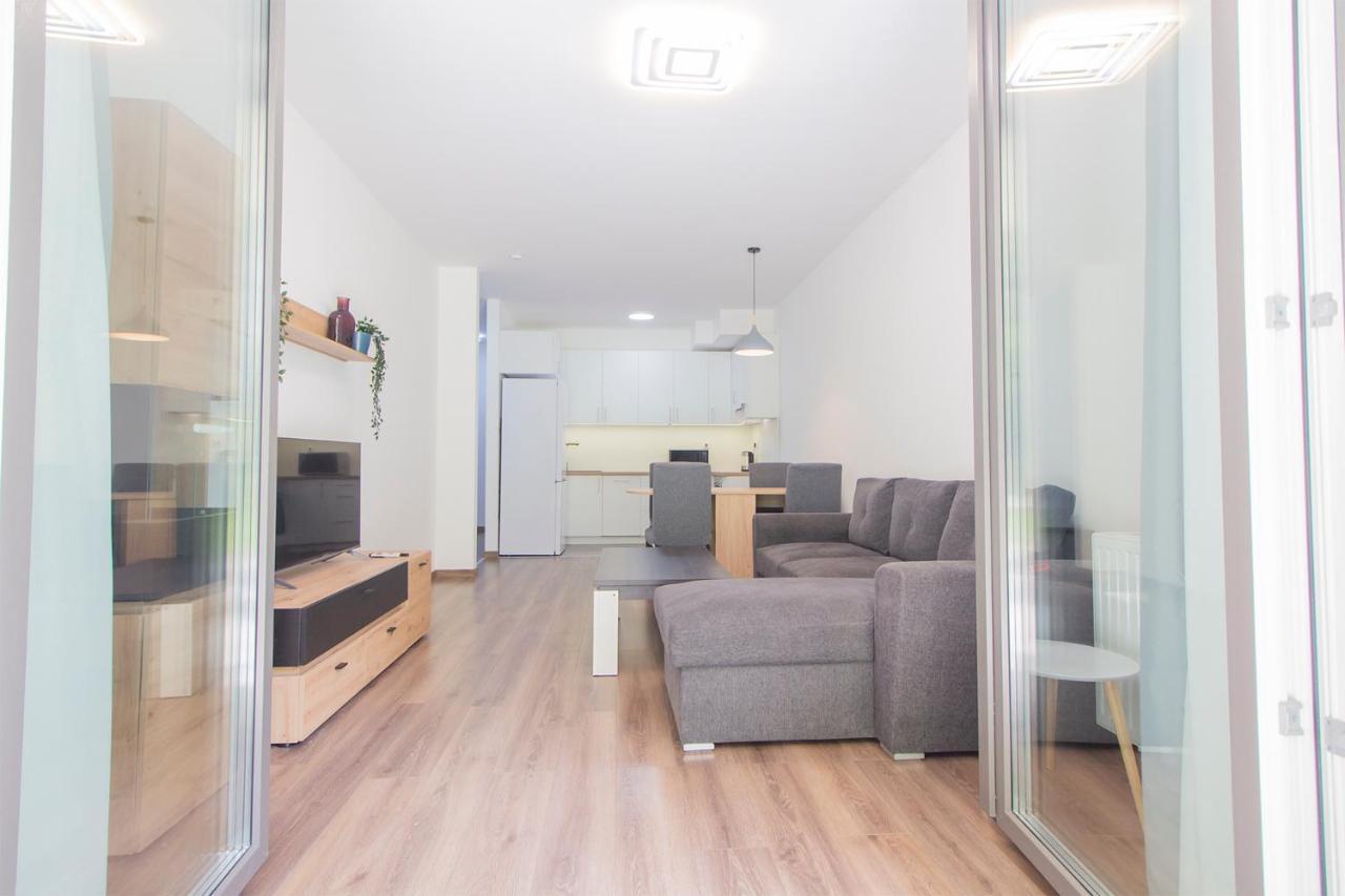 Corvin Modern Two Bedroom Apartment Free Parking Budapest Esterno foto